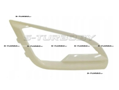 Решетка в бампер (правая) грунтованная