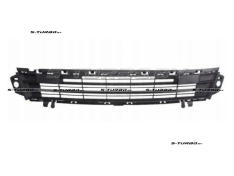 Решетка в бампер (центральная) без отв. под парктроники