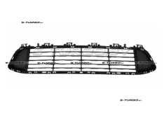 Решетка в бампер (центральная)