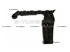 Кронштейн заднего бампера (правый)