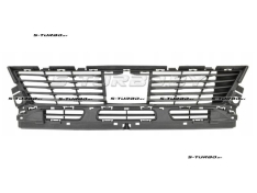 Решетка в бампер (центральная) без отв. под парктроники, нижняя