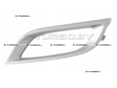 Рамка противотуманной фары (правая) для версии с МКПП, для версии sport, 2009-2011