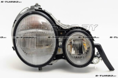 Передняя фара (правая)