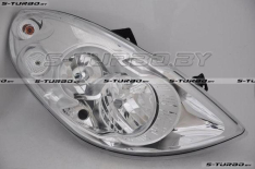 Передняя фара (правая) с функцией углового освещения