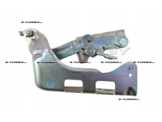 Петля капота (правая)