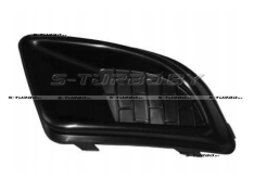 Решетка в бампер (левая) без отв. под противотуманку