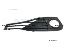 Решетка в бампер (левая) с отв. под противотуманку