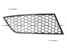 Решетка в бампер (правая) с хром. накладкой