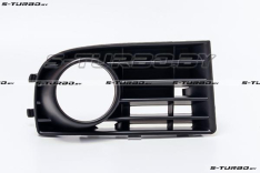 Решетка в бампер (правая) 4 полосы, с отв. под противотуманку