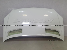 Капот, с отв. под воздухозаборник, стеклопластик