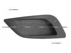 Решетка в бампер (левая) без отв. под противотуманку