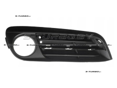 Решетка в бампер (правая) без отв. под накладку, закрытая