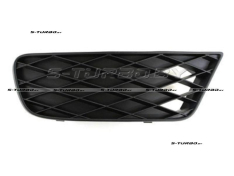 Решетка в бампер (правая) для версии hybrid, usa-type