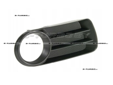 Решетка в бампер (правая) с отв. под противотуманку