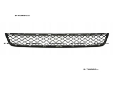 Решетка в бампер (центральная) нижняя, открытая