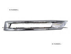 Накладка решетки бампера (правая) хром