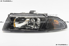 Передняя фара (левая) темная