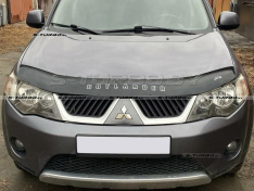 Дефлектор капота