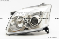 Передняя фара (левая)