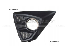 Решетка в бампер (правая) с хром. рамкой, c отв. под противотуманку, для версии sport