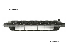 Решетка в бампер (центральная) верхняя