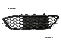 Решетка в бампер (правая) без отв. под противотуманку, без отв. под парктроник