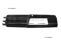 Решетка в бампер (левая) с отв. под противотуманку