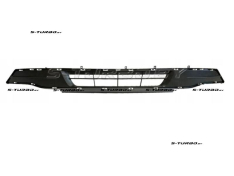 Решетка в бампер (центральная)