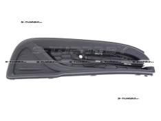 Решетка в бампер (правая) без отв. под противотуманку, usa-type