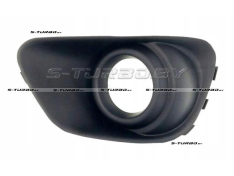 Решетка в бампер (левая) с отв. под противотуманку