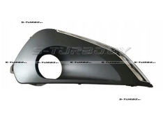 Решетка в бампер (правая) c отв. под противотуманку, с хром. накладкой