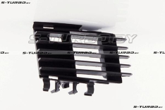 Решетка в бампер (правая) для версии с противотуманкой