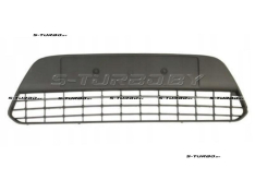 Решетка в бампер (центральная)