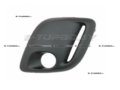 Решетка в бампер (левая) c отв. под противотуманку, с отв. под фару дневного света