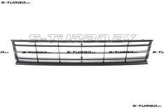 Решетка в бампер (центральная) с черным молдингом