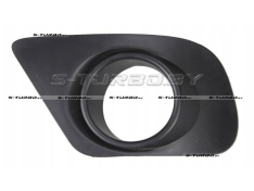 Решетка в бампер (левая) с отв. под противотуманку