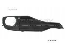 Решетка в бампер (правая) с отв. под противотуманку