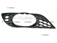 Решетка в бампер (правая) для версии elegance