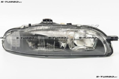 Передняя фара (правая)