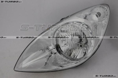 Передняя фара (левая)