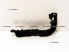 Кронштейн переднего бампера (правый)