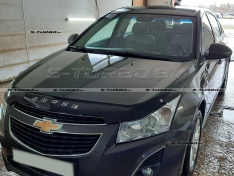 Дефлектор капота