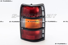 Задний фонарь (правый) черная рамка