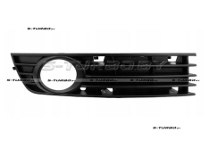 Решетка в бампер (правая) c отв. под противотуманку, закрытая