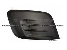 Решетка в бампер (правая) без отв. под противотуманку, без отв. под парктроник