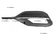 Решетка в бампер (левая) с отв. под противотуманку, с хром. накладкой, 2020-2022