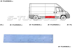 Дверь боковая сдвижная (правая) наружная часть, 28 см высота, средняя / длинная / maxi длинная база, заводской штамп