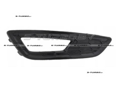 Решетка в бампер (правая) с отв. под противотуманку, для версии sport