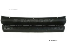 Бампер задний, без отв. под парктроники, со ступенью