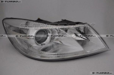 Передняя фара (правая)